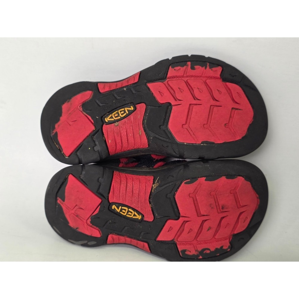 Keen Newport H2 Little Kids Size 12 Black Red Outdoor Water Hiking Sandals - Picture 9 of 9